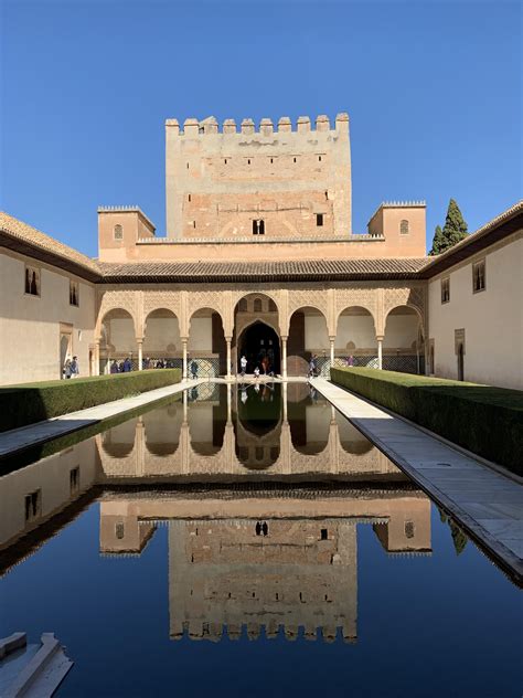 Download Travel Guides The Alhambra Granada Hellovisitspain 