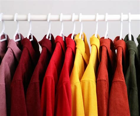 Trend Model Baju Yang Banyak Digemari Pria Dan Warna Warna Baju - Warna Warna Baju