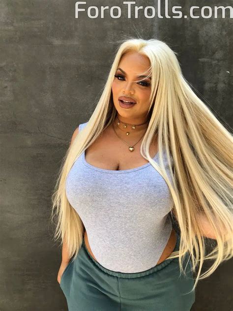 trisha paytas mega