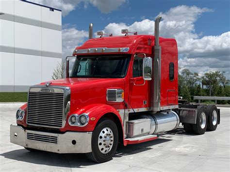 Read Trucks Freightliner 