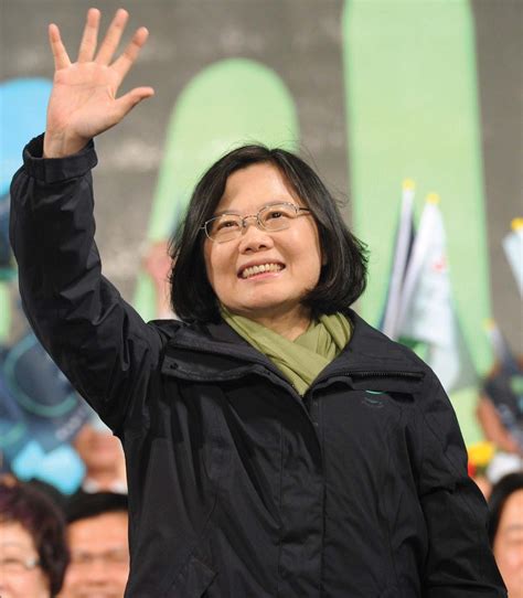 tsai ing-wen biography