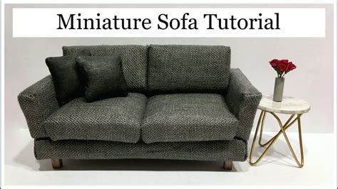 tutor sofa