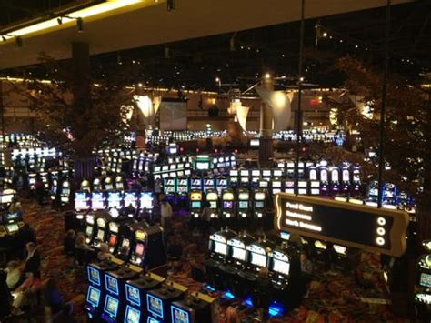 twin river casino yelp/