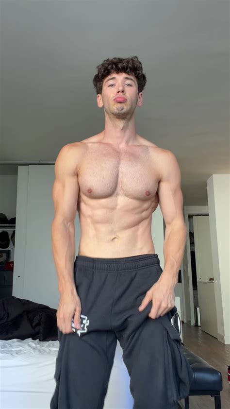 twunkstan nude