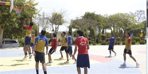 Ucskm Public School