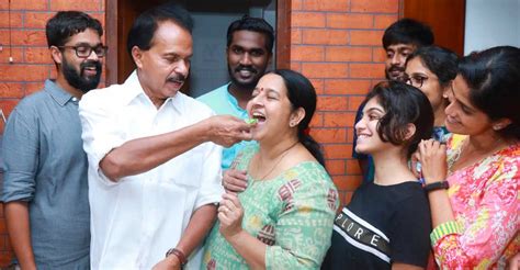 Uma Thomas Family