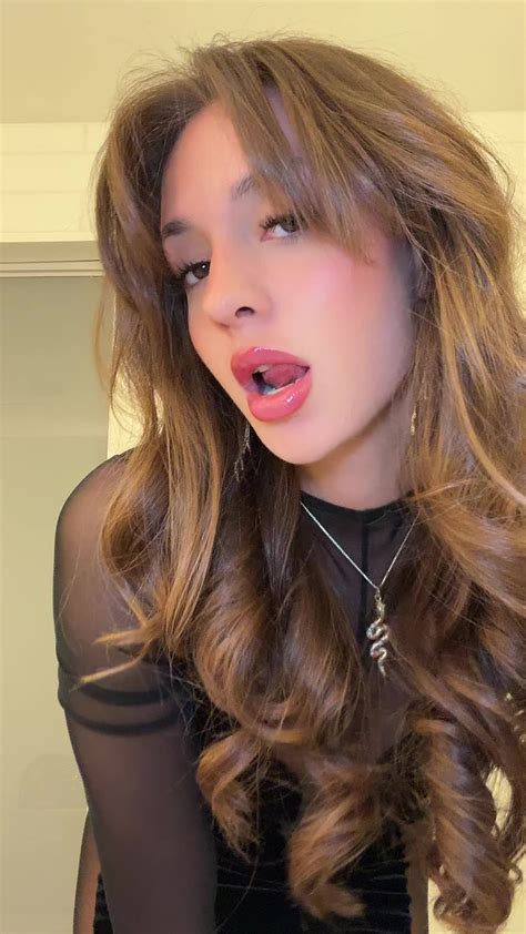 umitsclaire OnlyFans leaked content