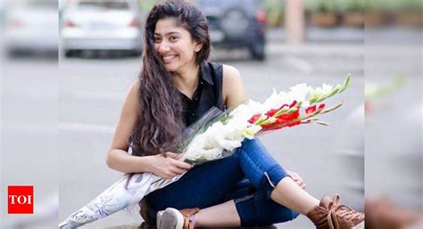 ungalil yaar prabhu deva sai pallavi biography