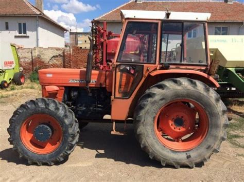 Universal 640 Dtc Tractor