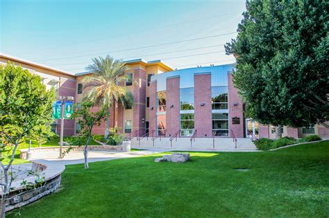 University Of Advancing Technology