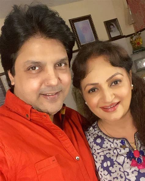 upasana singh husband neeraj bhardwaj biography