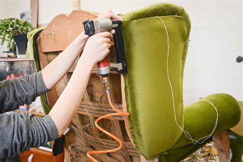 Read Online Upholstery A Beginners Guide 