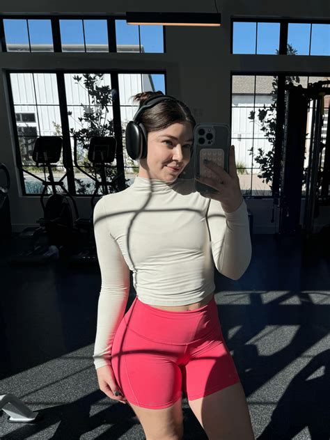urphinx nude