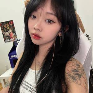 ursungirl nude