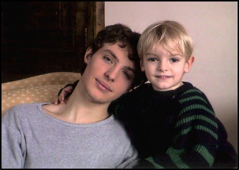 vadim schneider biography examples