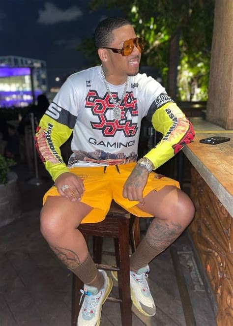 vado rapper biography template