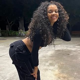 vaeredd creator profile