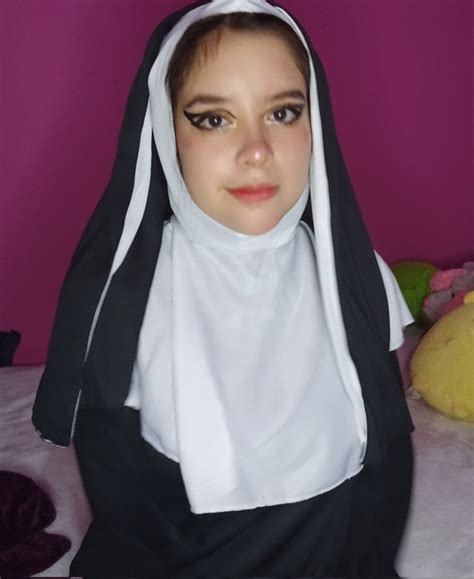 valerukyy OnlyFans leaked content