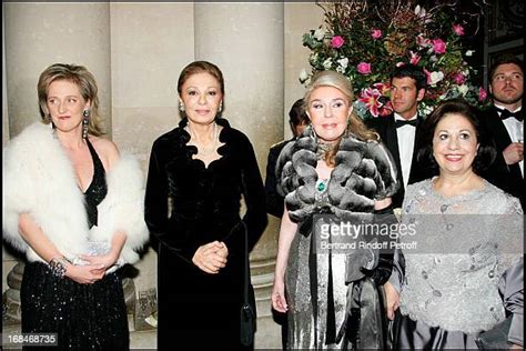 vardis vardinoyannis wiki