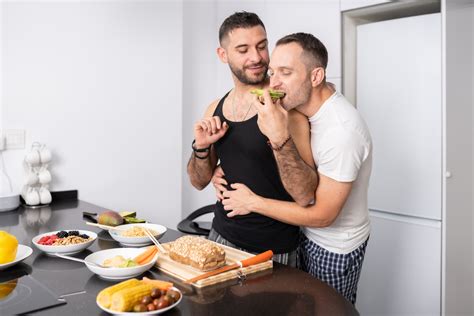 vegan gay dating uk