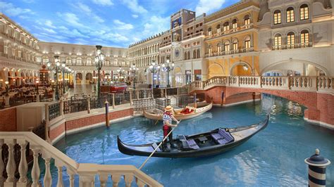 vegas casino with gondola inhi