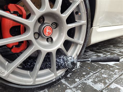 velgen auto schoonmaken