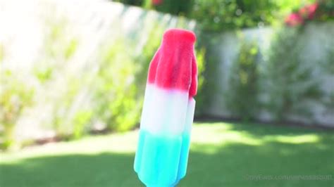 venessasbutt creator profile