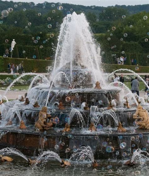 versailles fountain show schedule