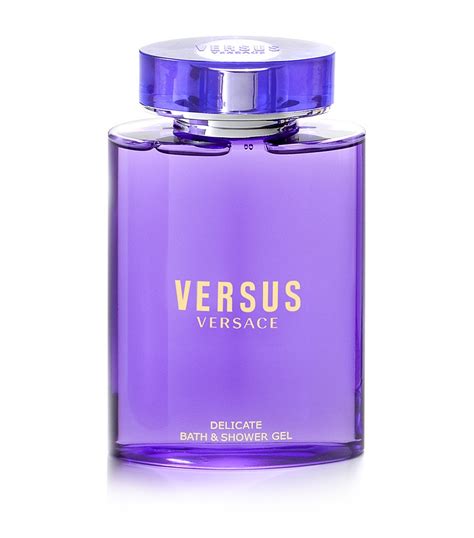 versus versace perfume
