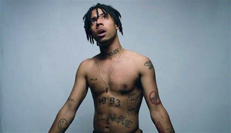 vic mensa nude