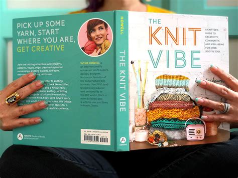 vickie howell biography