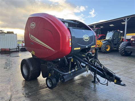 Vicon Round Baler