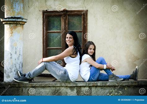 Mutter und Tochter FKK Muschi Foto - Haarige Muschi Bi