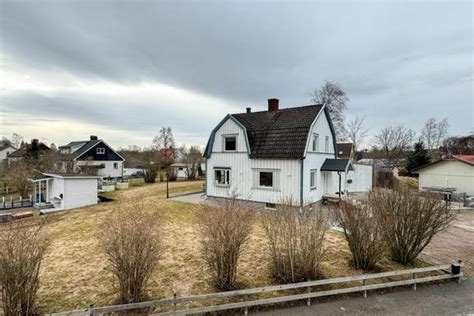 villor  mot salu  inom stenstorp