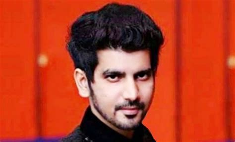 vinit singh biography examples