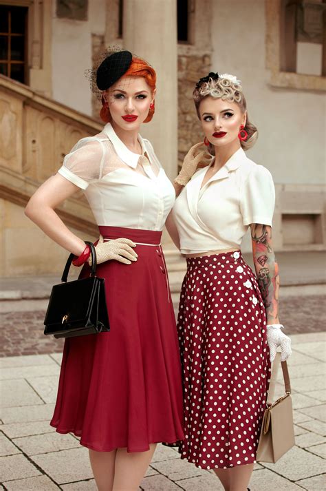 Vintage Women Clothing
