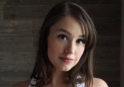 violet moreau nude