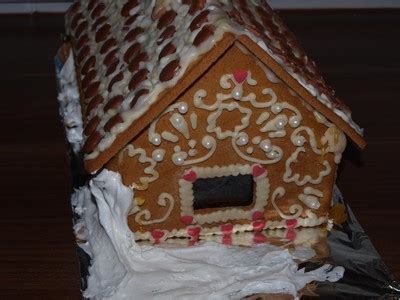 vit glasyr till pepparkakshus