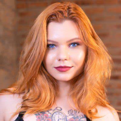 vixeninner nudes