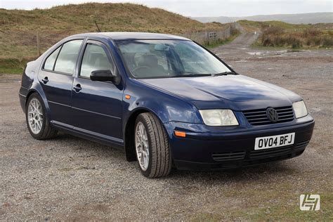 Vw Golf And Bora 4 Cyl Petrol And Diesel Service And Repair Manual 2001 2003 Author A K Legg Published On February 2005