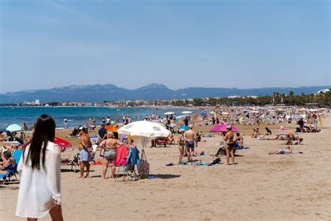 walking at nude beach