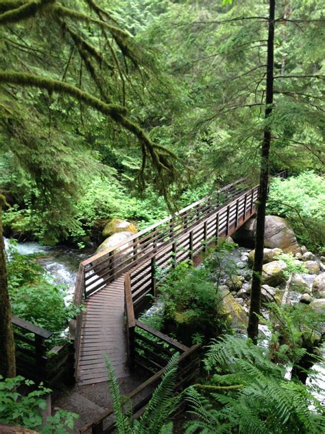wallace falls washington