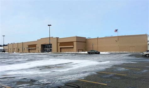 Dunn Police Department, NC has its headquarters at 401 East Broad Stre