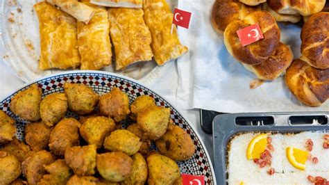 Suikerfeest op dagcentrum Gaasperdam Cordaan