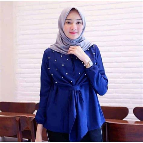 Warna Baju Yang Bagus  Biru Tua Baju Warna Biru Cocok Dengan Jilbab - Warna Baju Yang Bagus
