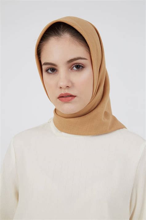 Warna Khaki Hijab  Sell Ranaya Plain Hijab Khaki Scarves Berrybenka Com - Warna Khaki Hijab