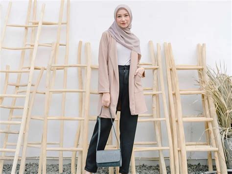 Warna Khaki Hijab  Warna Khaki Cocok Dengan Warna Apa - Warna Khaki Hijab