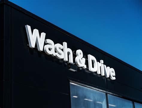 wash and drive halmstad