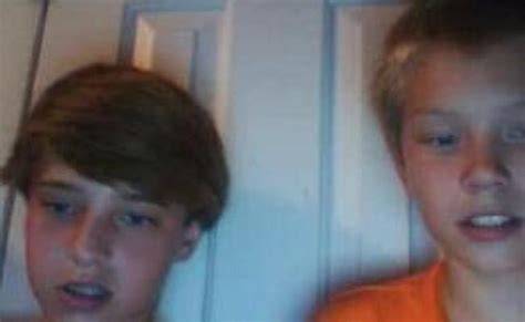 webcam gay nude