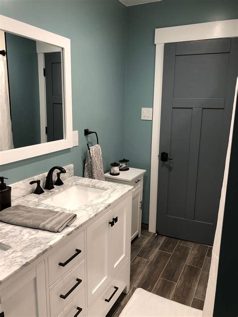 What Kind Of Paint Do I Want For The Bathroom?